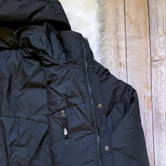 The North Face Men’s Baltic Down Puffer Hoodie Jacket - Picture 5 of 9
